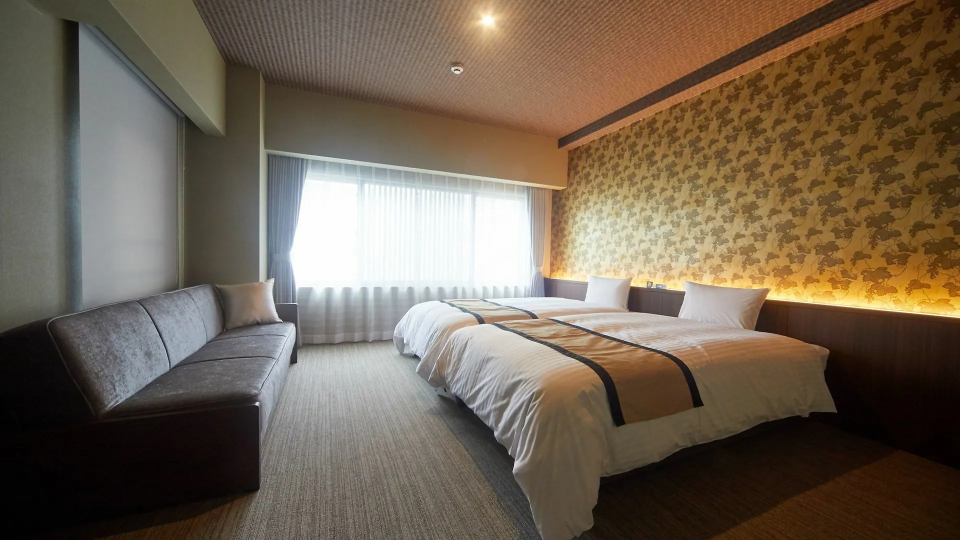 Hauza Kyoto Gojo Karasuma Hotel 3*,